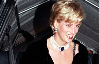 Secretul rochiei purtate de Printesa Diana in 1996. De ce a vrut sa renunte la ea in ultima clipa