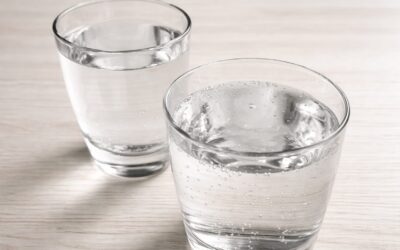 Apă plată versus apă carbogazoasă: medicul nutriționist Mihaela Bilic explică diferențele