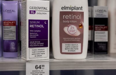 Retinolul are noi reguli în UE: ce se schimbă pe etichete și în rutina de seară