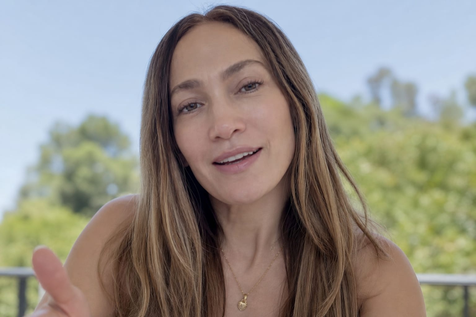 Jennifer Lopez fără machiaj
